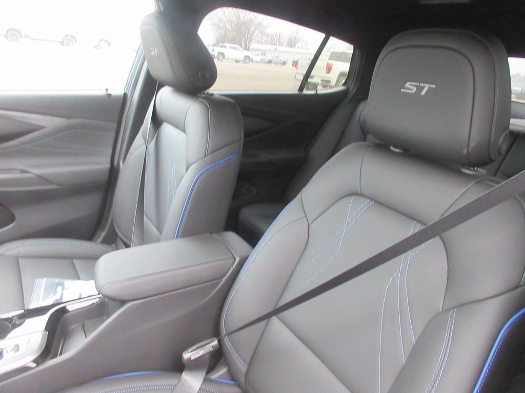 New 2026 Buick Envista Sport Touring w/ Convenience I Package image 12