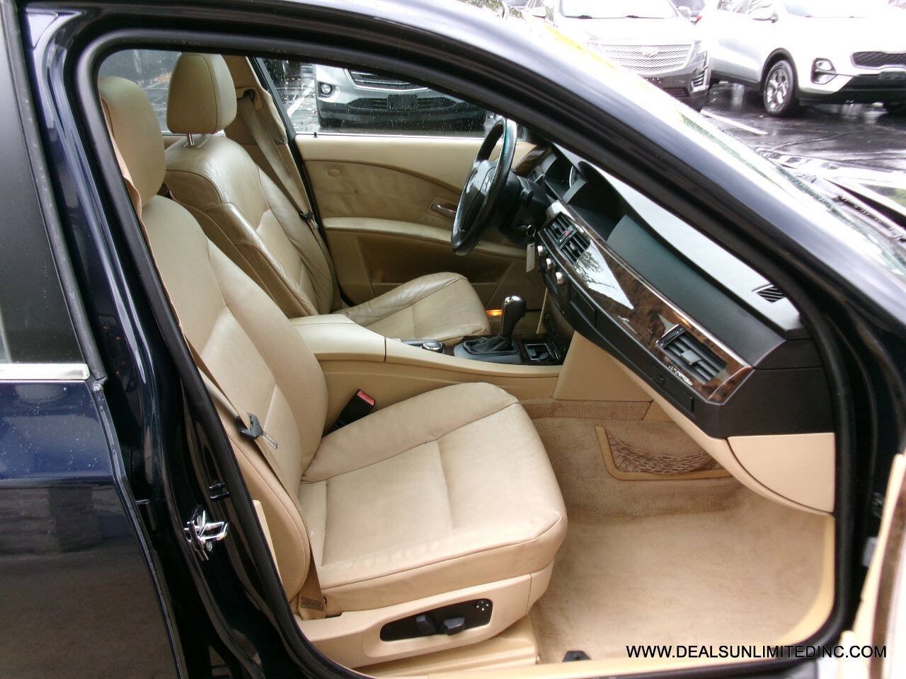 Used 2006 BMW 530xi Sedan AWD/4WD image 16
