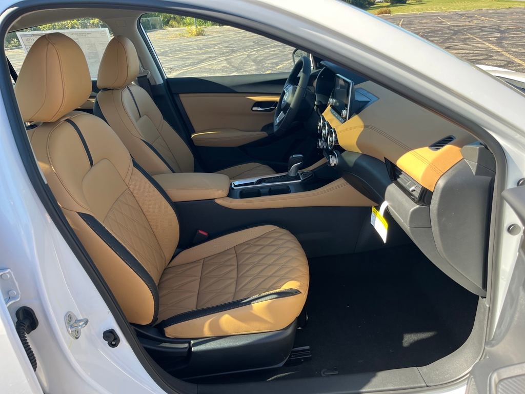 New 2025 Nissan Sentra SV w/ SV Premium Package image 16