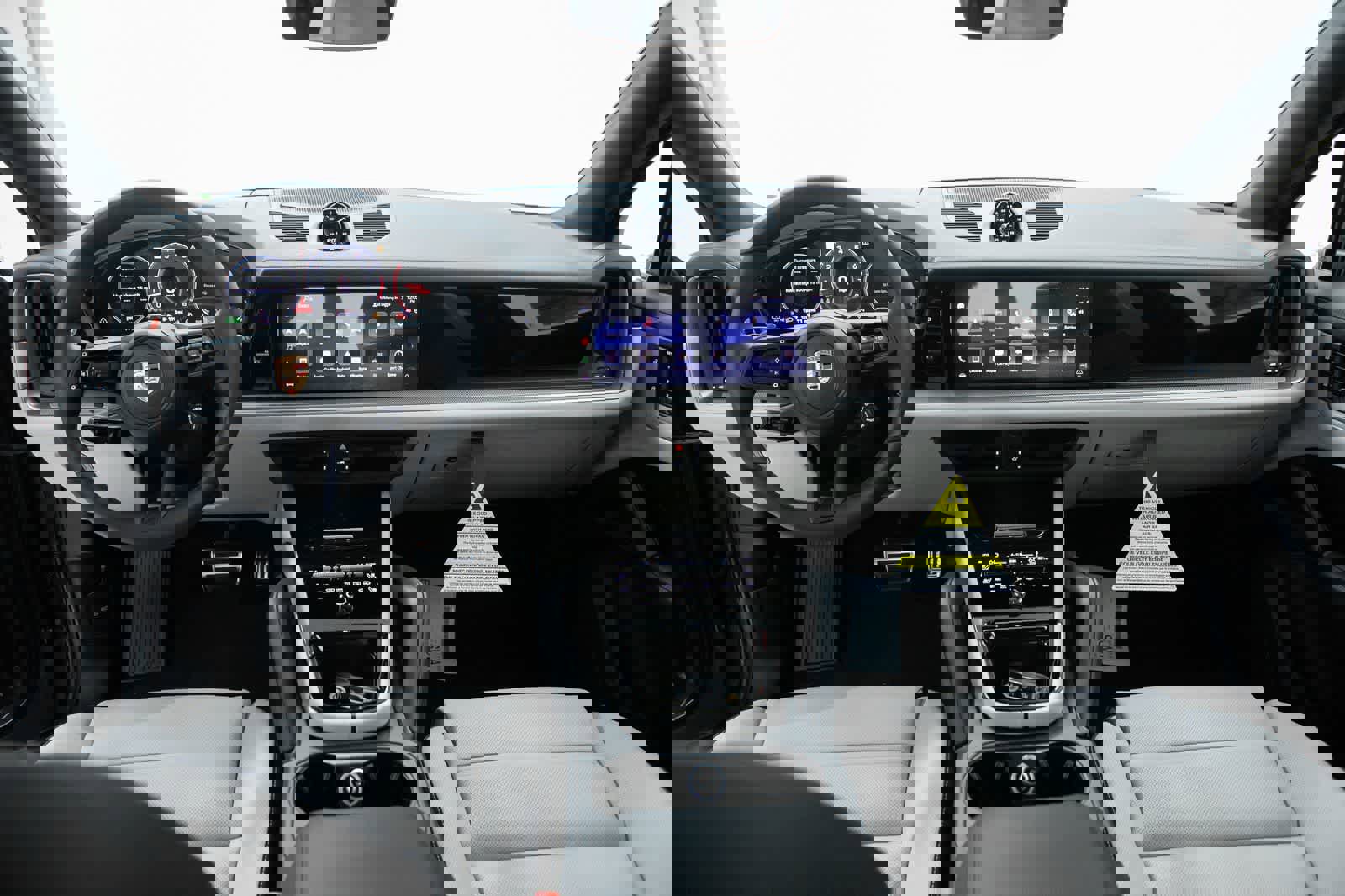 New 2026 Porsche Cayenne S image 13