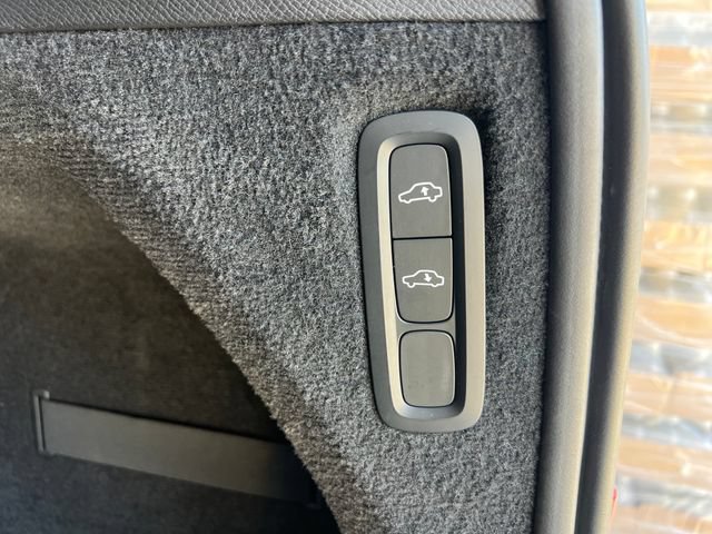 Used 2023 Volvo XC90 B6 Ultimate AWD/4WD image 26