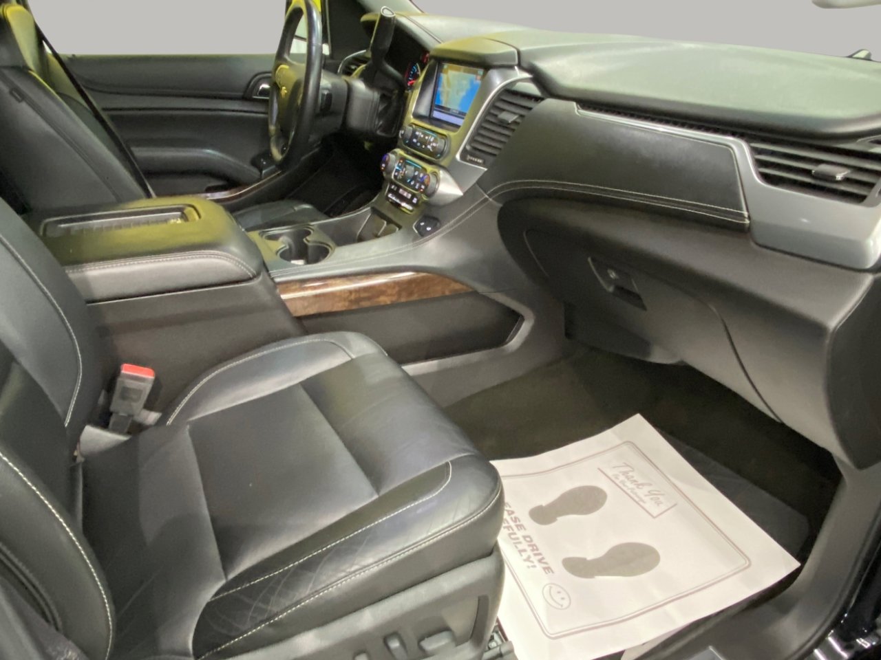 Used 2017 Chevrolet Suburban LT image 15