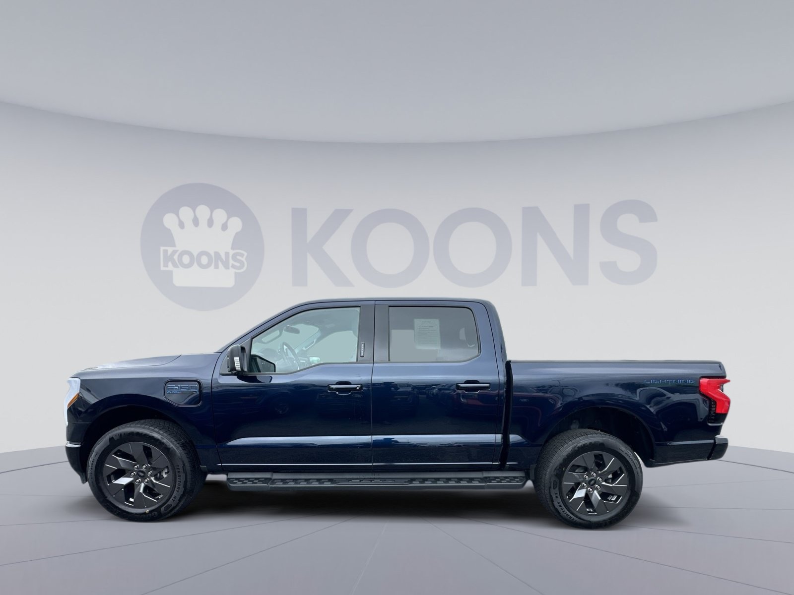 Used 2024 Ford F150 Lightning Flash AWD/4WD image 7