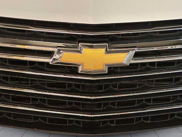 Used 2023 Chevrolet Traverse LT AWD/4WD image 11