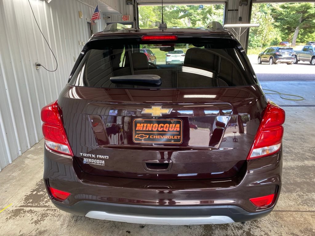 Used 2021 Chevrolet Trax LT w/ LT Convenience Package AWD/4WD image 8