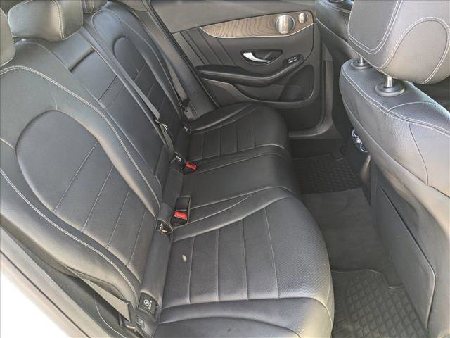 Used 2019 Mercedes-Benz GLC 300 4MATIC image 19
