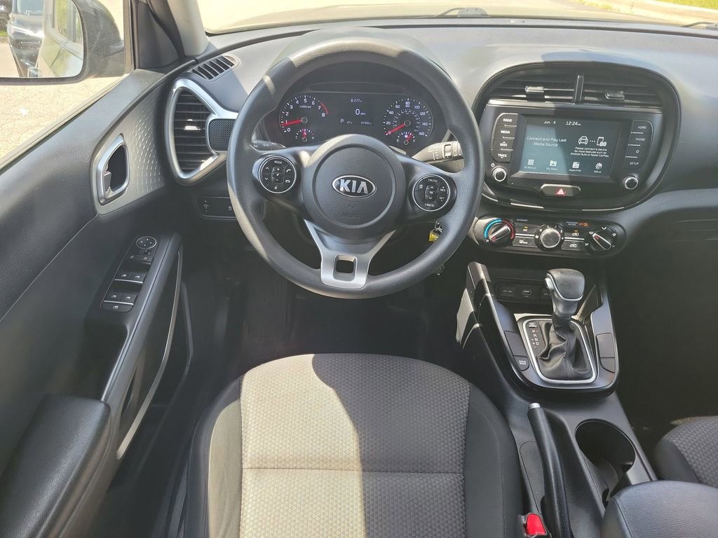 Used 2020 Kia Soul LX FWD image 24
