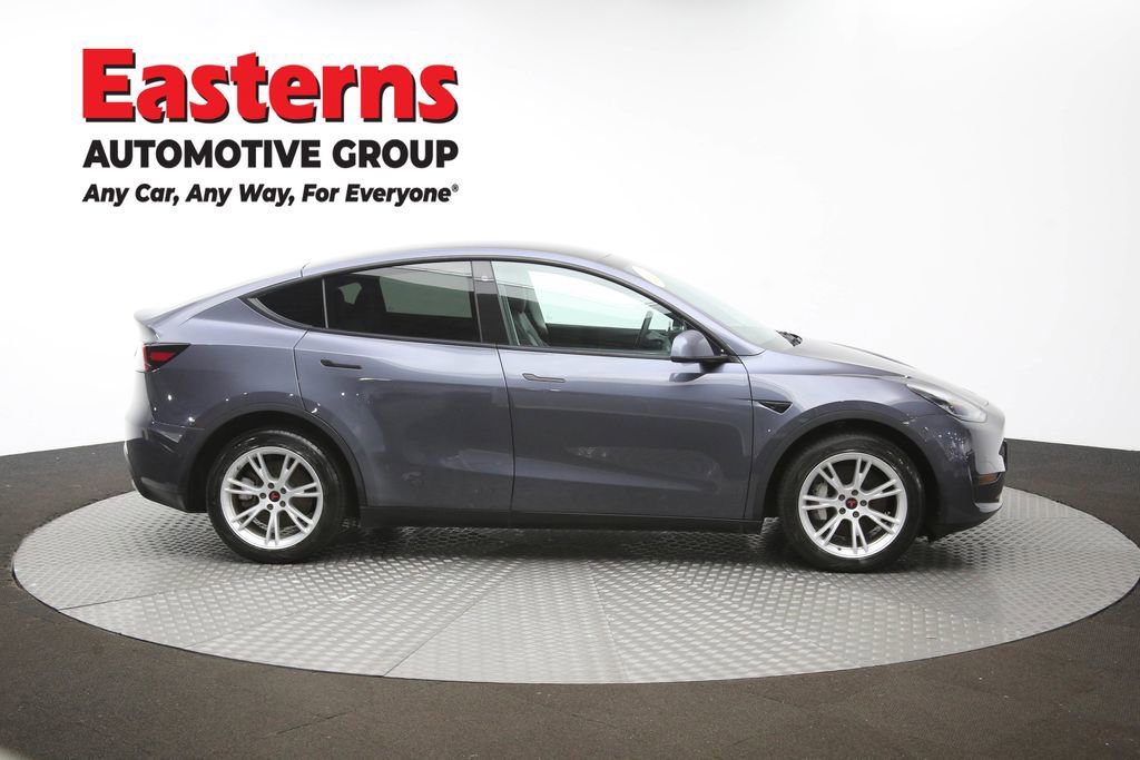 Used 2022 Tesla Model Y Long Range image 43