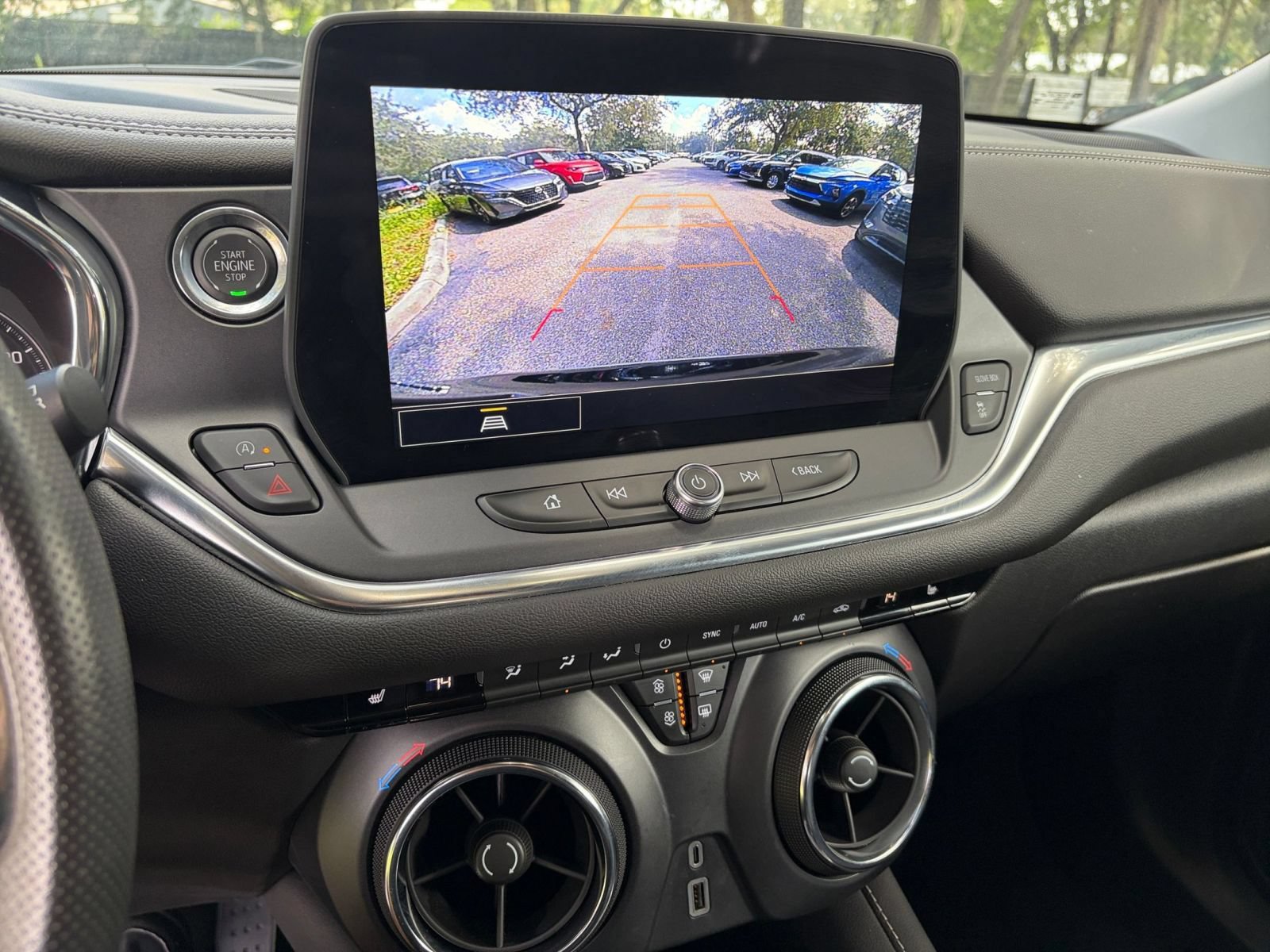 Used 2026 Chevrolet Blazer LT FWD image 25
