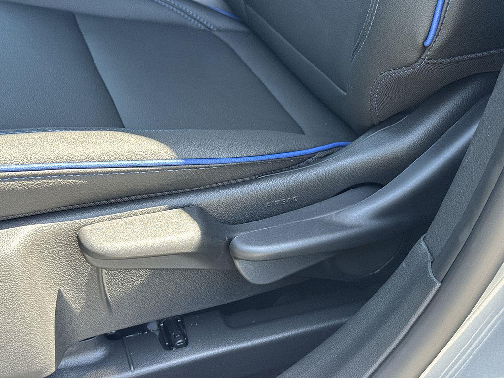 New 2026 Buick Envista Sport Touring FWD image 21