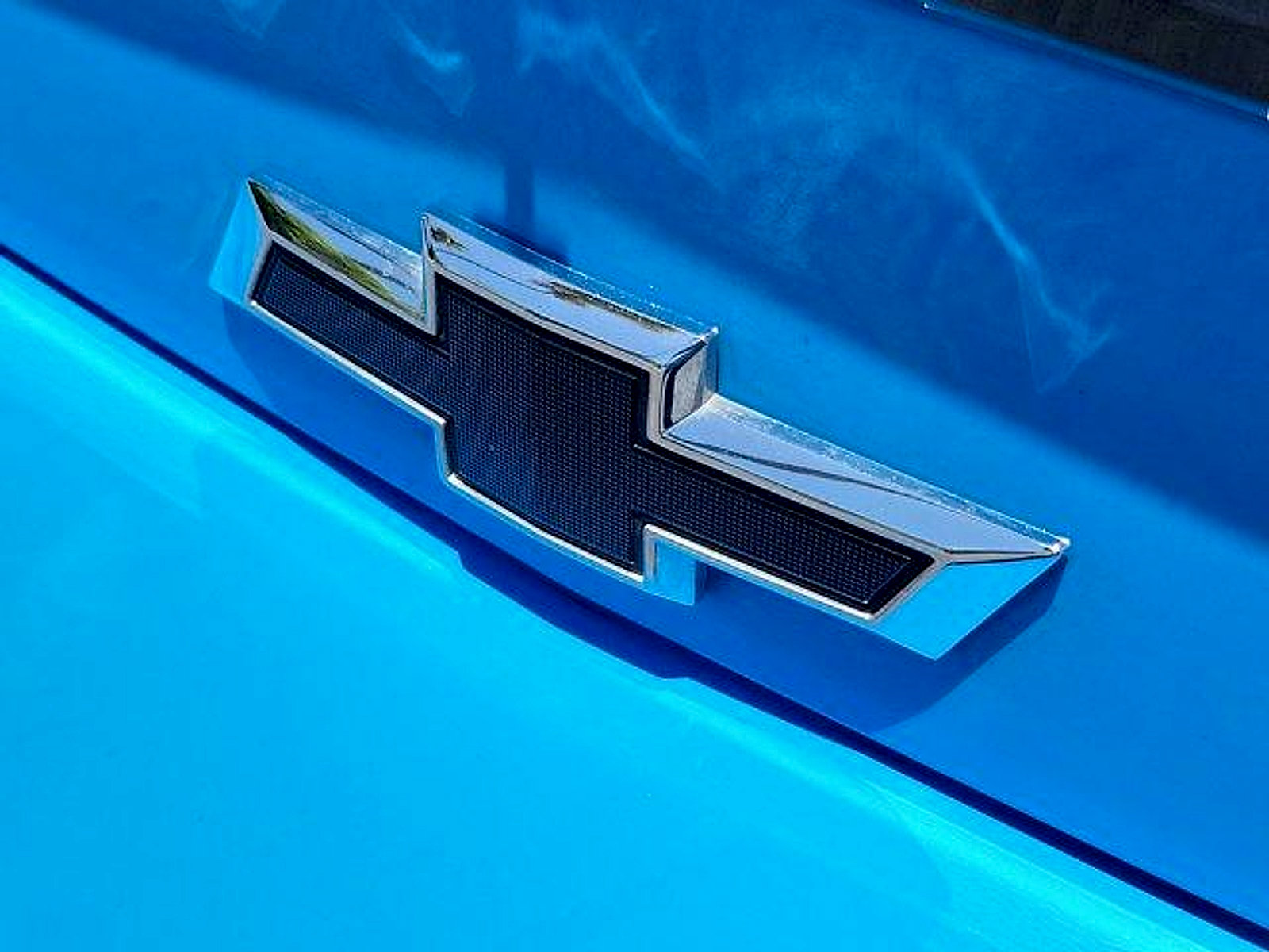 Used 2023 Chevrolet Camaro LT w/ RS Package RWD image 8