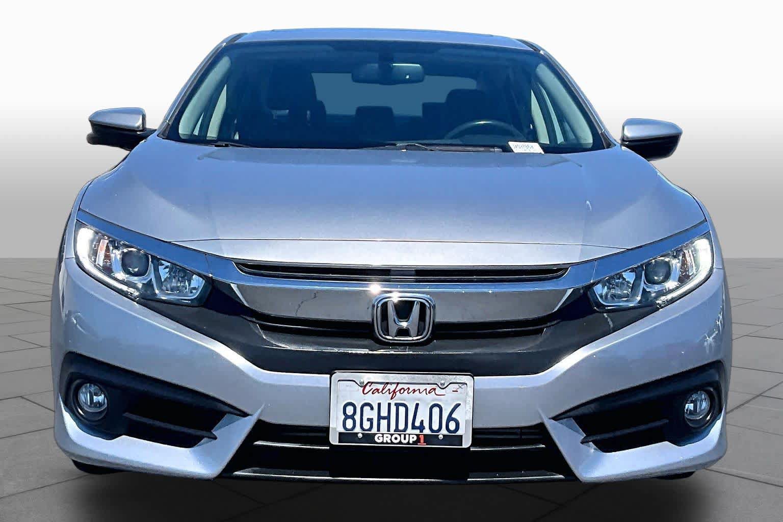 Used 2018 Honda Civic EX-L image 3