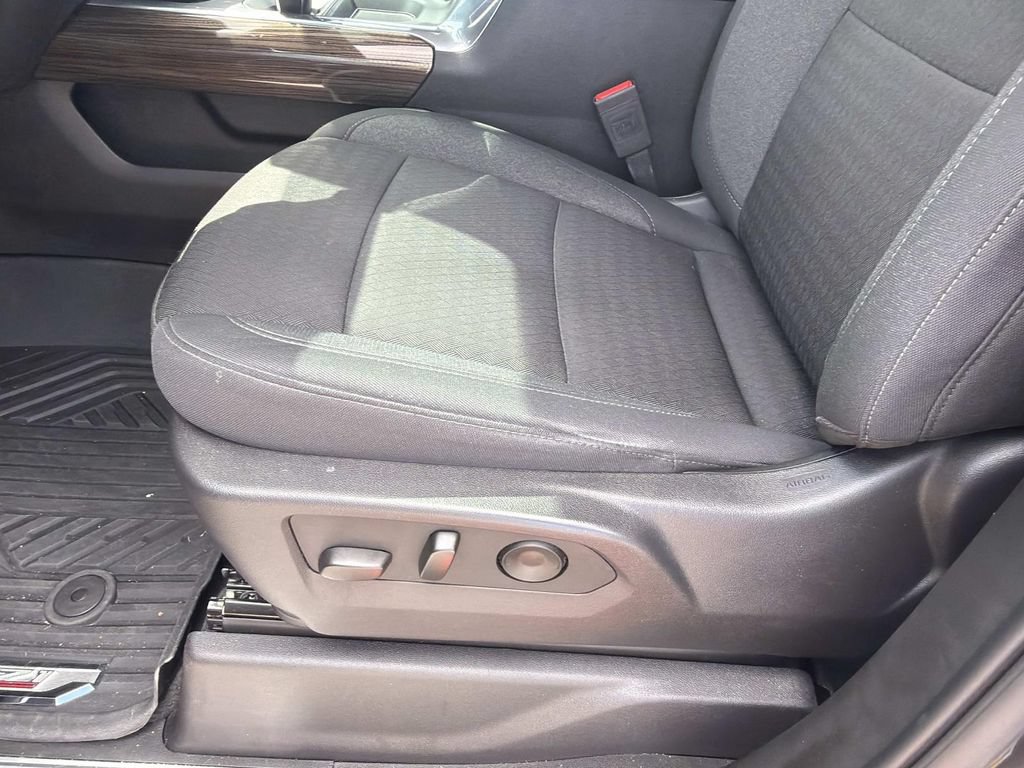 Used 2024 Chevrolet Silverado 1500 RST w/ Convenience Package II AWD/4WD image 16