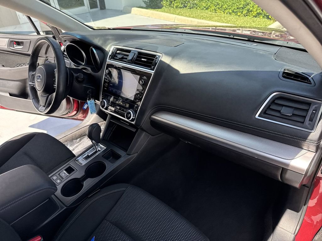 Used 2019 Subaru Outback 2.5i Premium AWD/4WD image 32