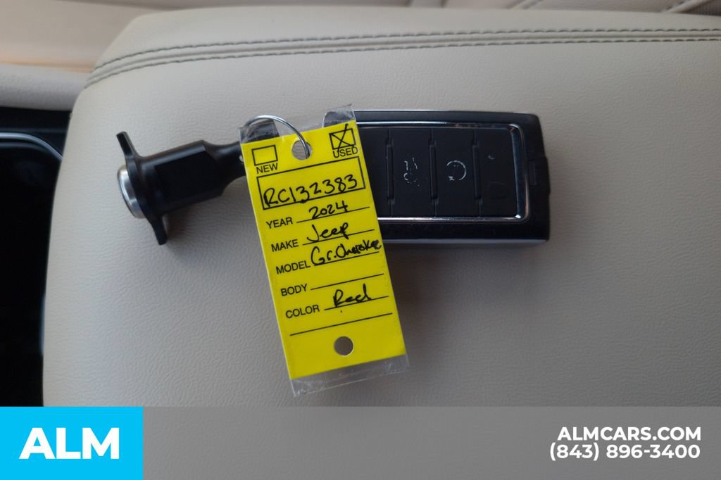 Used 2024 Jeep Grand Cherokee Limited 4xe AWD/4WD image 36