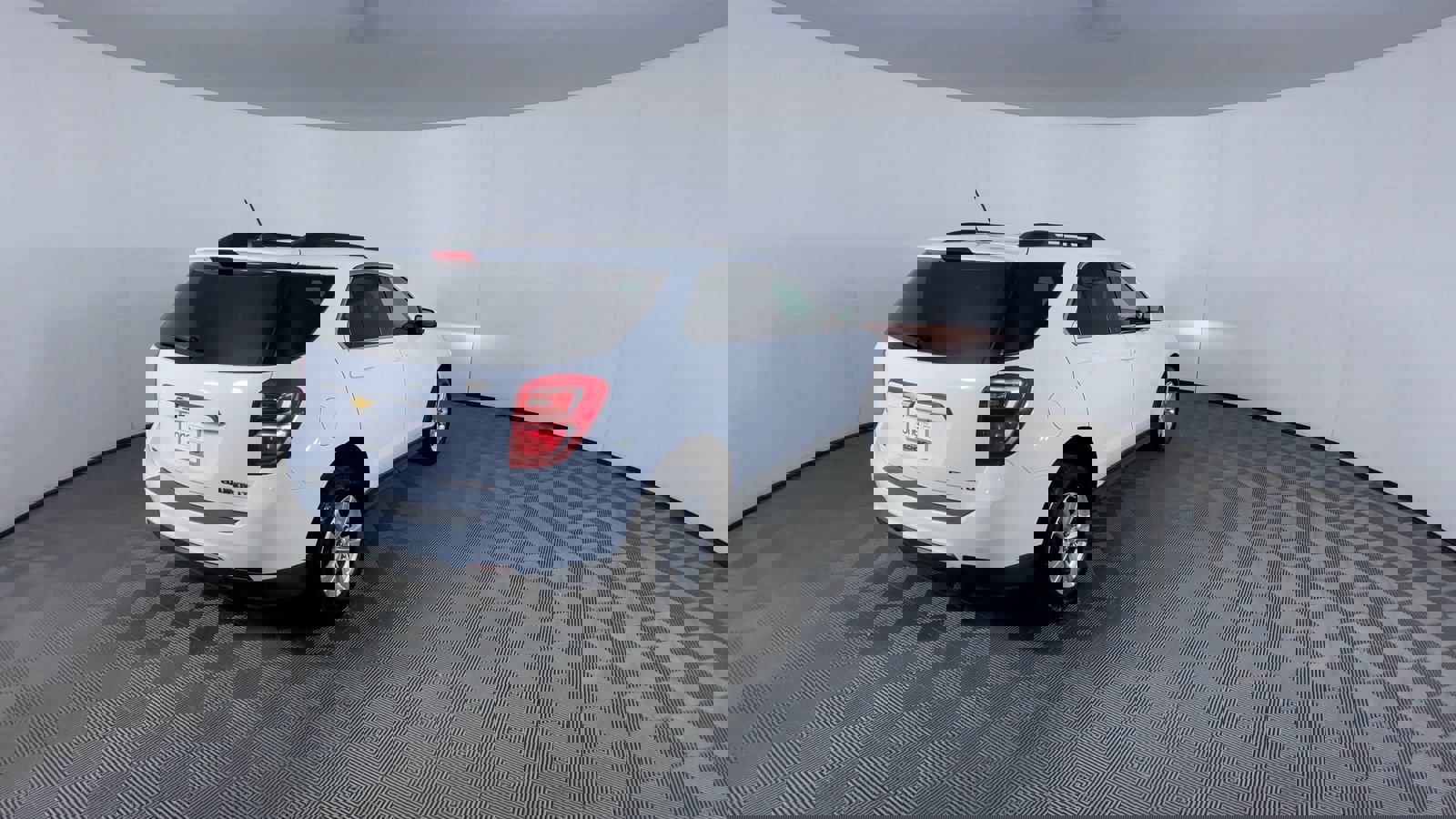 Used 2016 Chevrolet Equinox LT w/ Convenience Package image 8