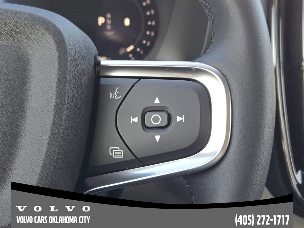 New 2026 Volvo XC40 B5 Plus w/ Protection Package Premier image 28