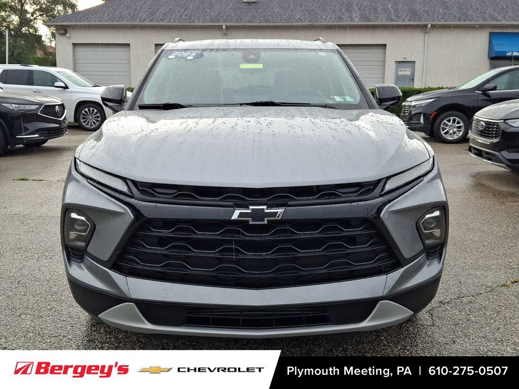 Certified 2023 Chevrolet Blazer LT w/ Midnight/Sport Edition AWD/4WD image 3