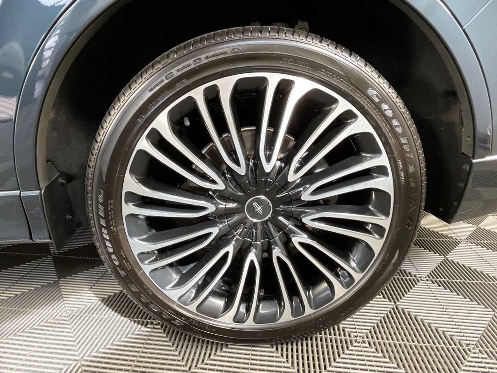 Used 2021 Lincoln Aviator Black Label w/ Dynamic Handling Package AWD/4WD image 17