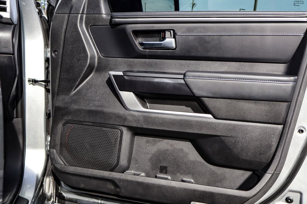 Used 2025 Toyota Tundra Platinum image 38