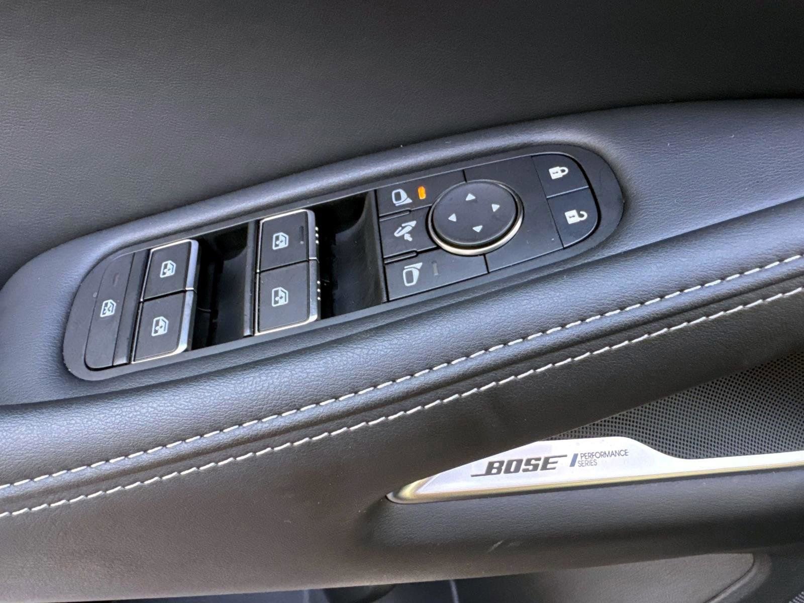 Certified 2025 INFINITI QX60 Luxe w/ Vision Package image 8