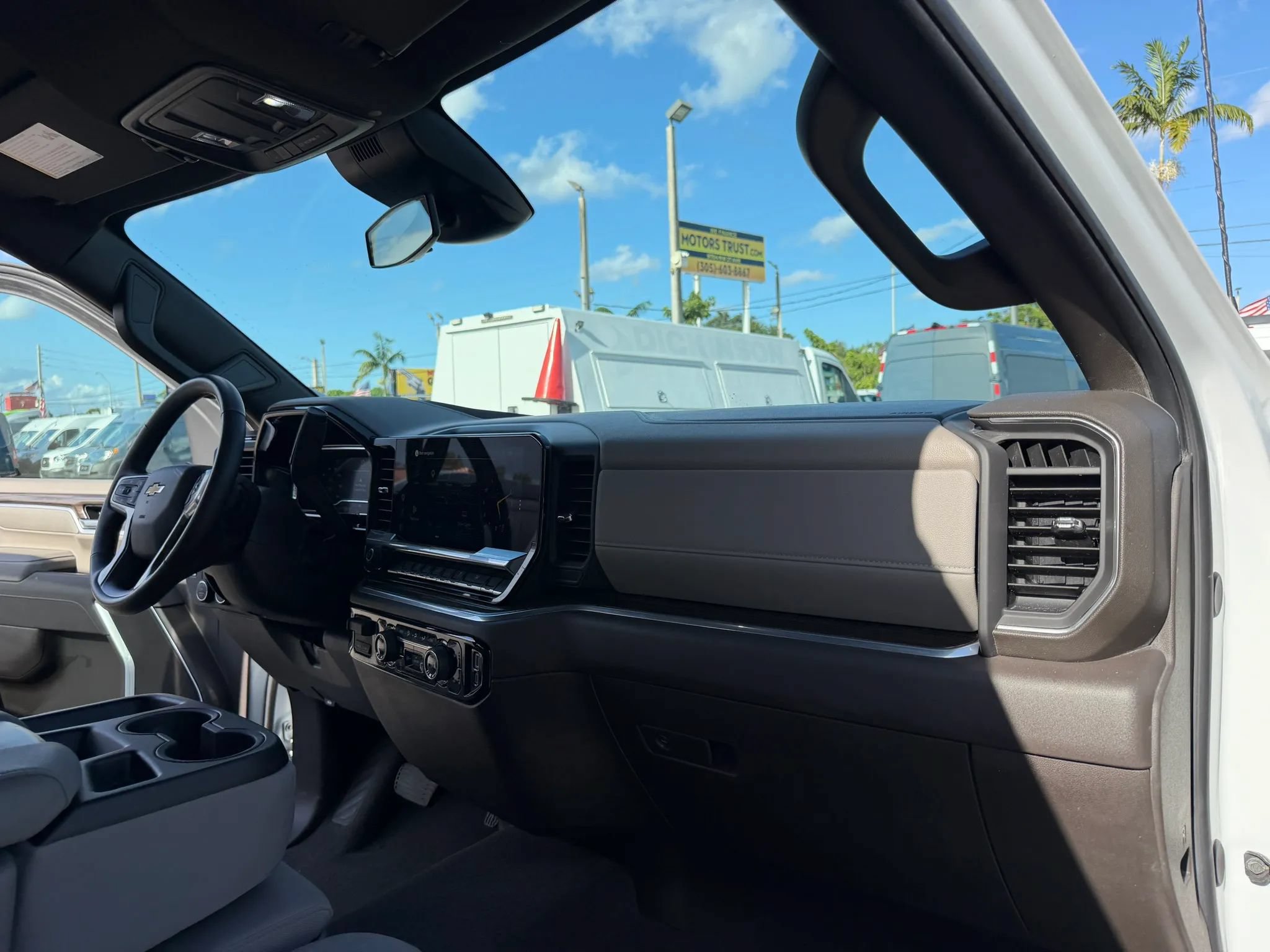 Used 2025 Chevrolet Silverado 2500 LT w/ Convenience Package AWD/4WD image 20
