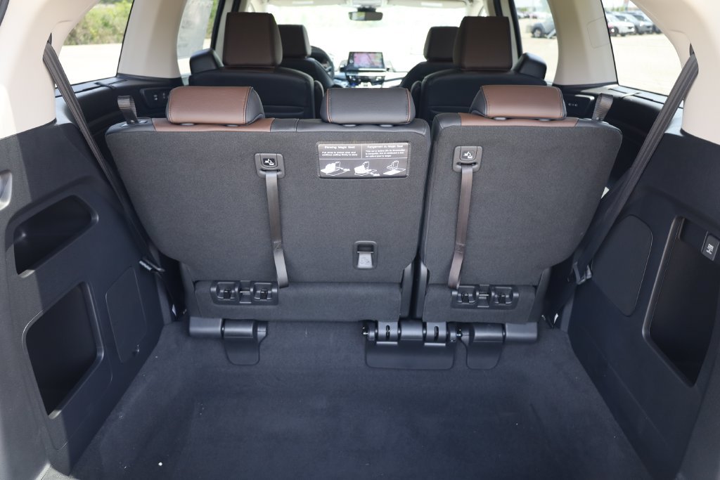 New 2027 Honda Odyssey Elite image 9