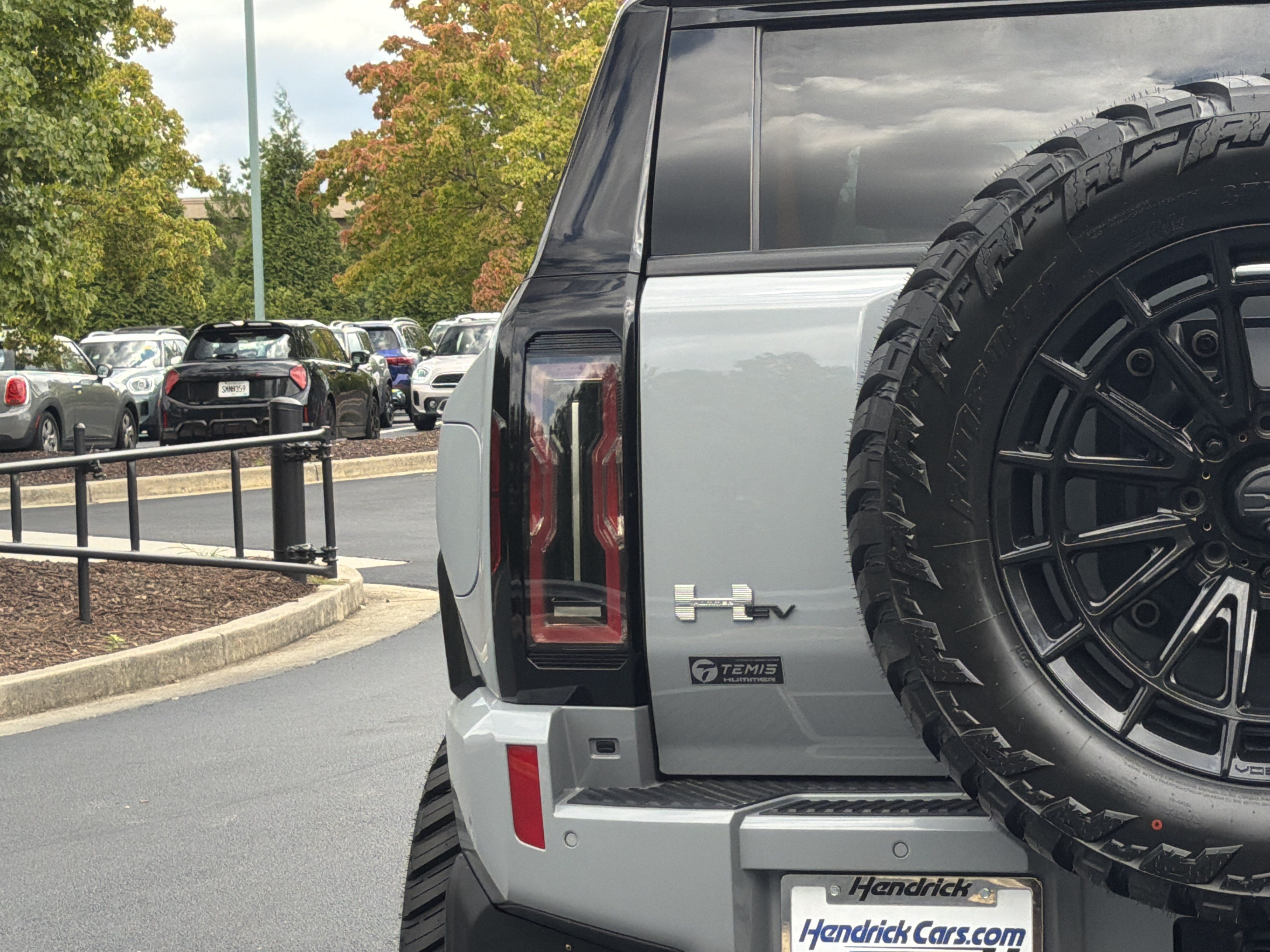 Used 2024 GMC Hummer EV 3X w/ LPO, Illumination Package AWD/4WD image 23