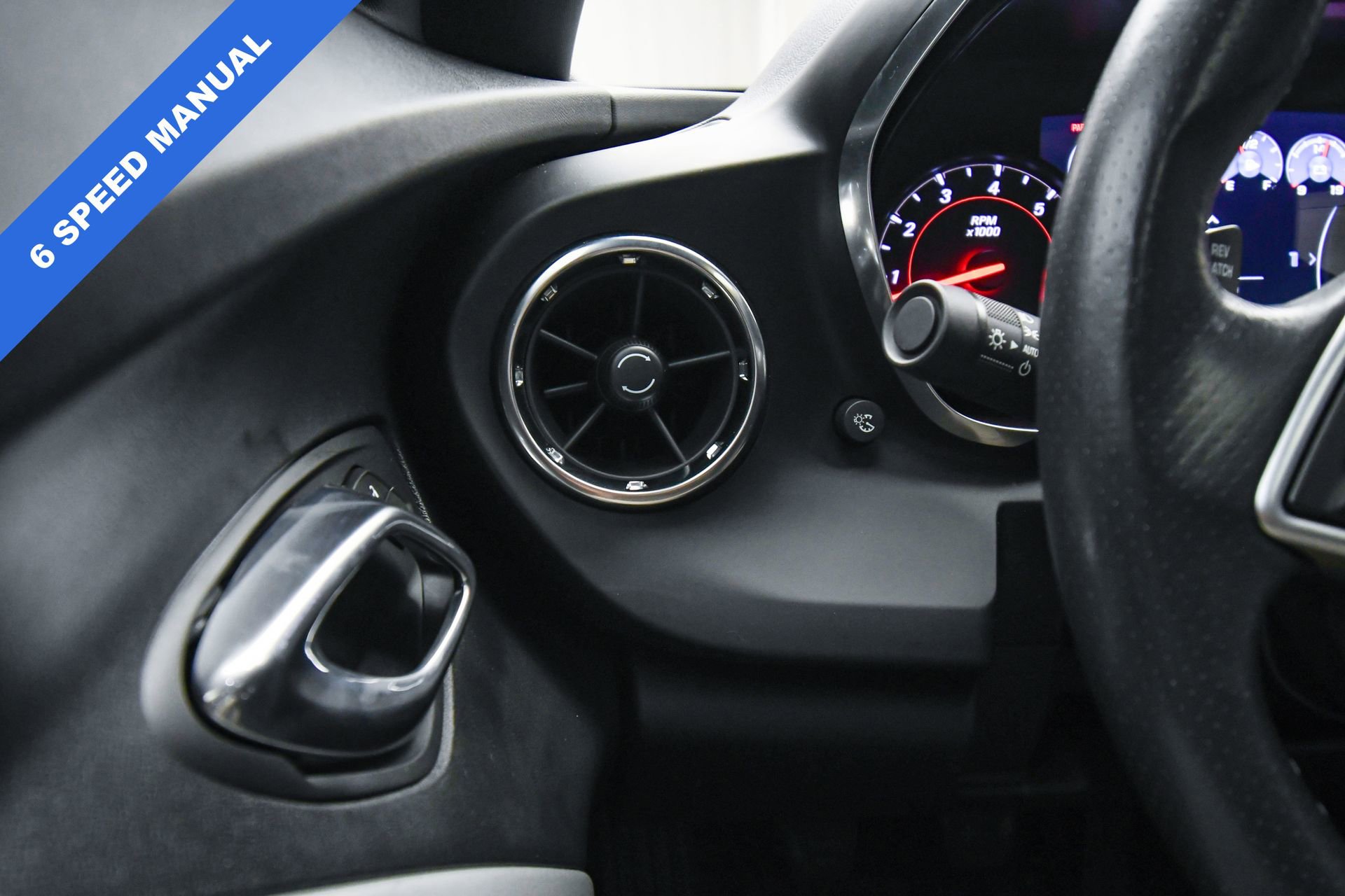 Used 2019 Chevrolet Camaro SS image 35