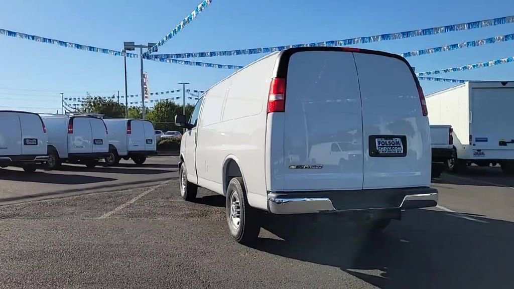 New 2025 Chevrolet Express 2500 w/ Driver Convenience Package image 7