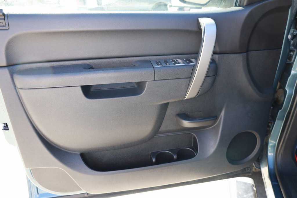 Used 2011 GMC Sierra 1500 SLE image 10