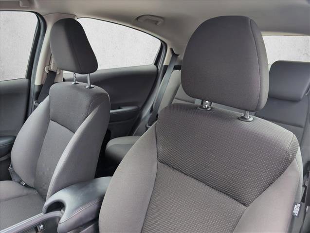 Used 2019 Honda HR-V LX image 10