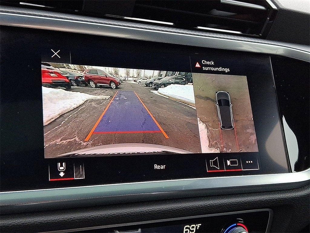 Used 2022 Audi Q3 2.0T Premium Plus w/ Premium Plus Package image 13