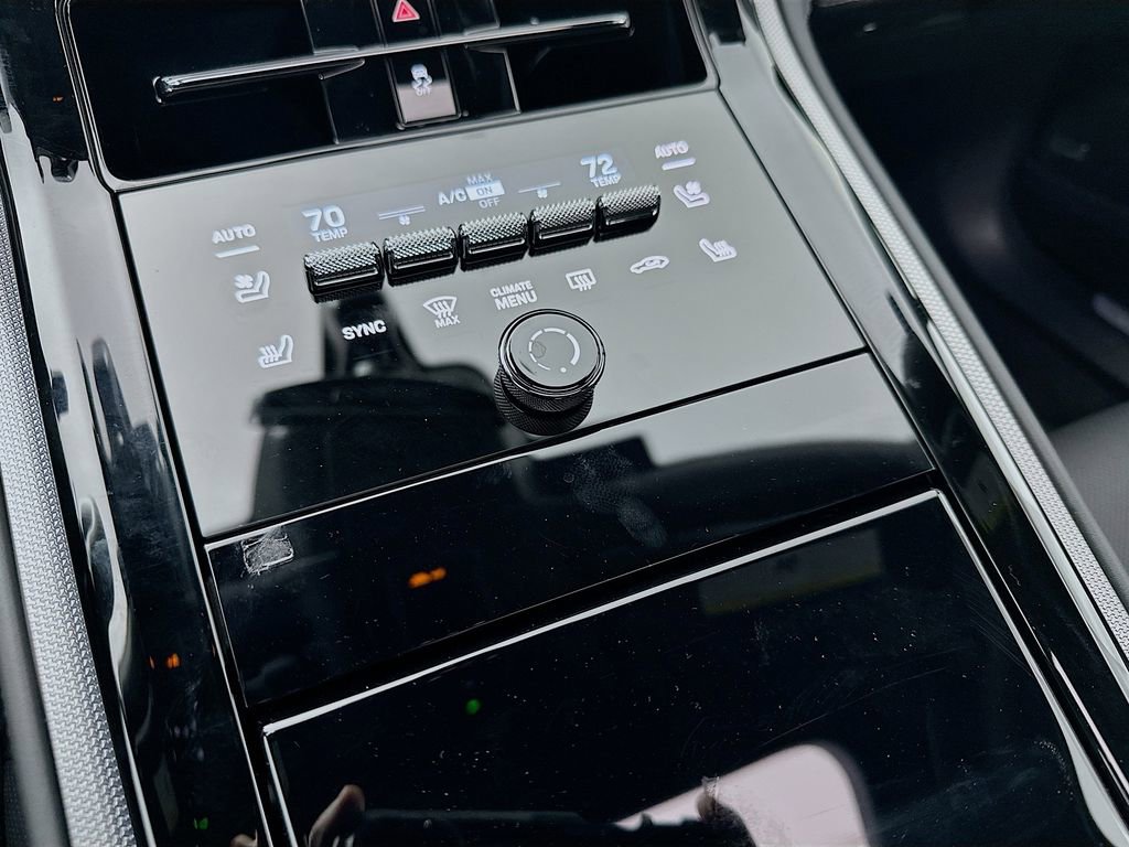 New 2025 Porsche Panamera image 23