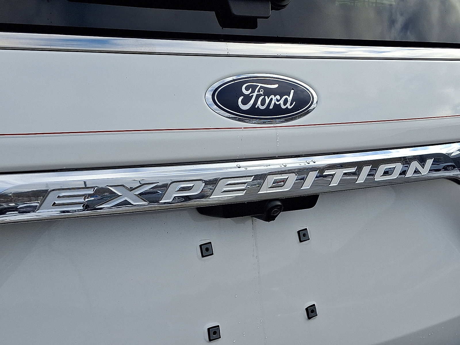 Used 2021 Ford Expedition Limited image 32