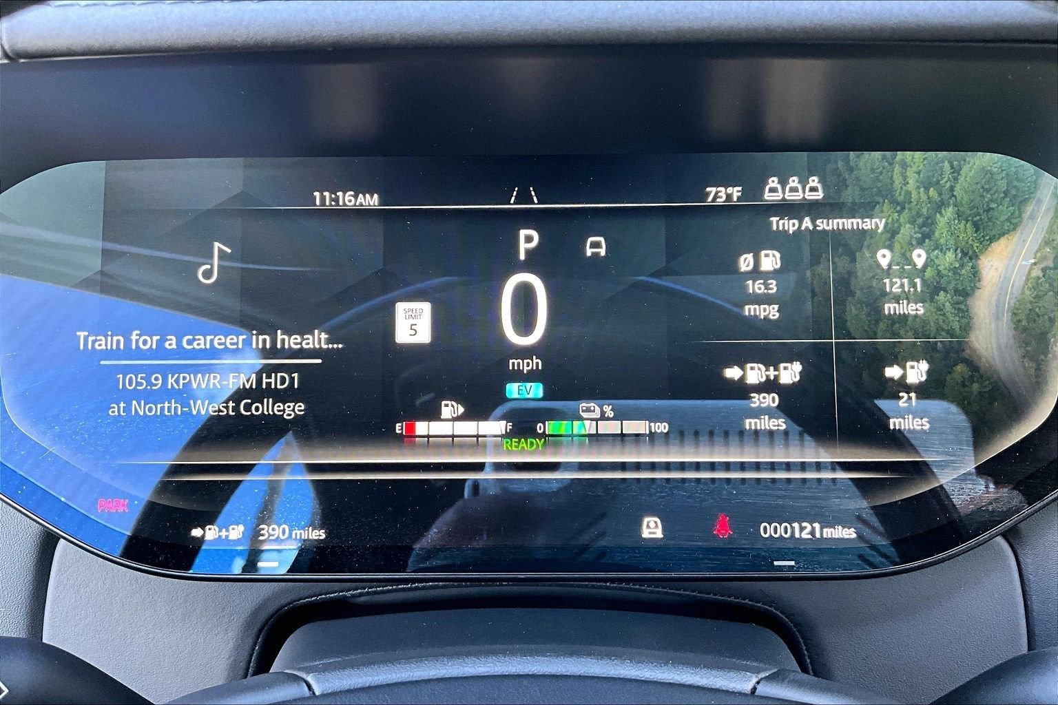 Used 2025 Land Rover Range Rover SE image 19