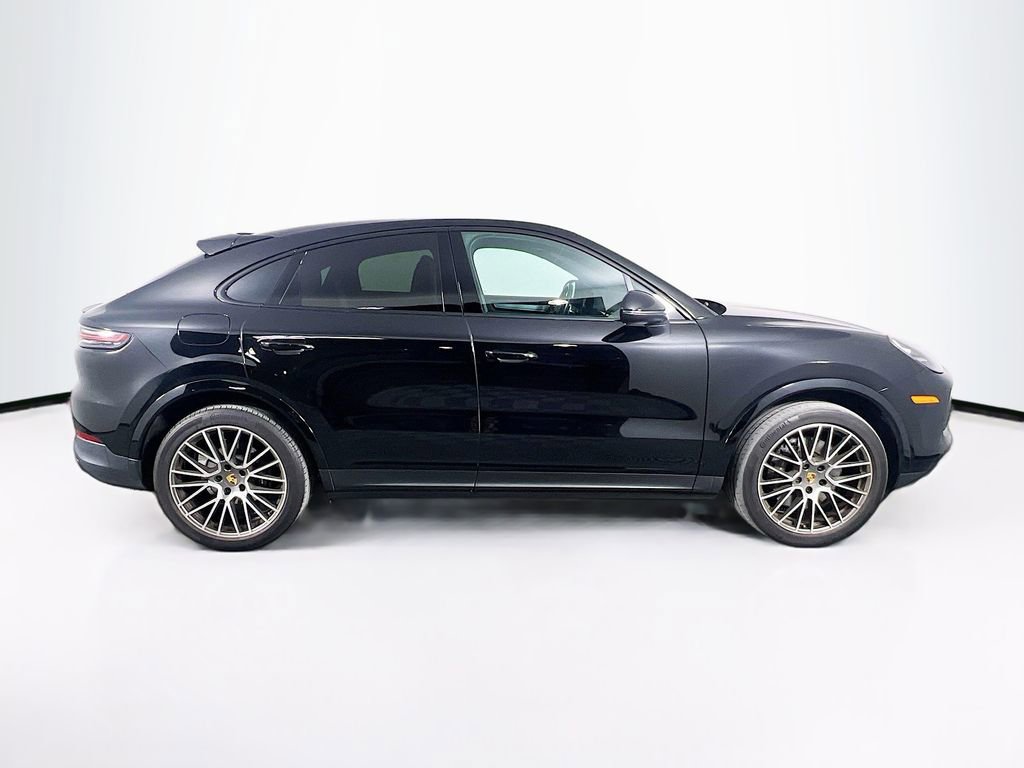Certified 2023 Porsche Cayenne Coupe image 8