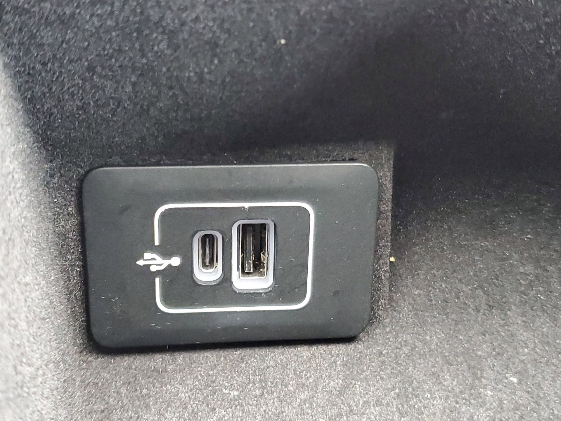 Used 2024 Maserati Grecale GT image 30