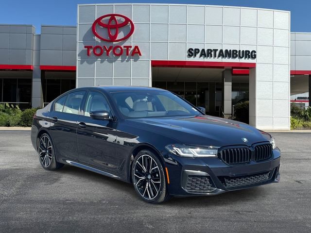 Used 2022 BMW 530i w/ M Sport Package image 1