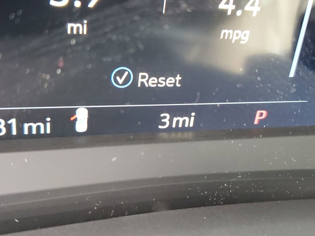 New 2025 Cadillac XT6 Sport w/ Technology Package image 13