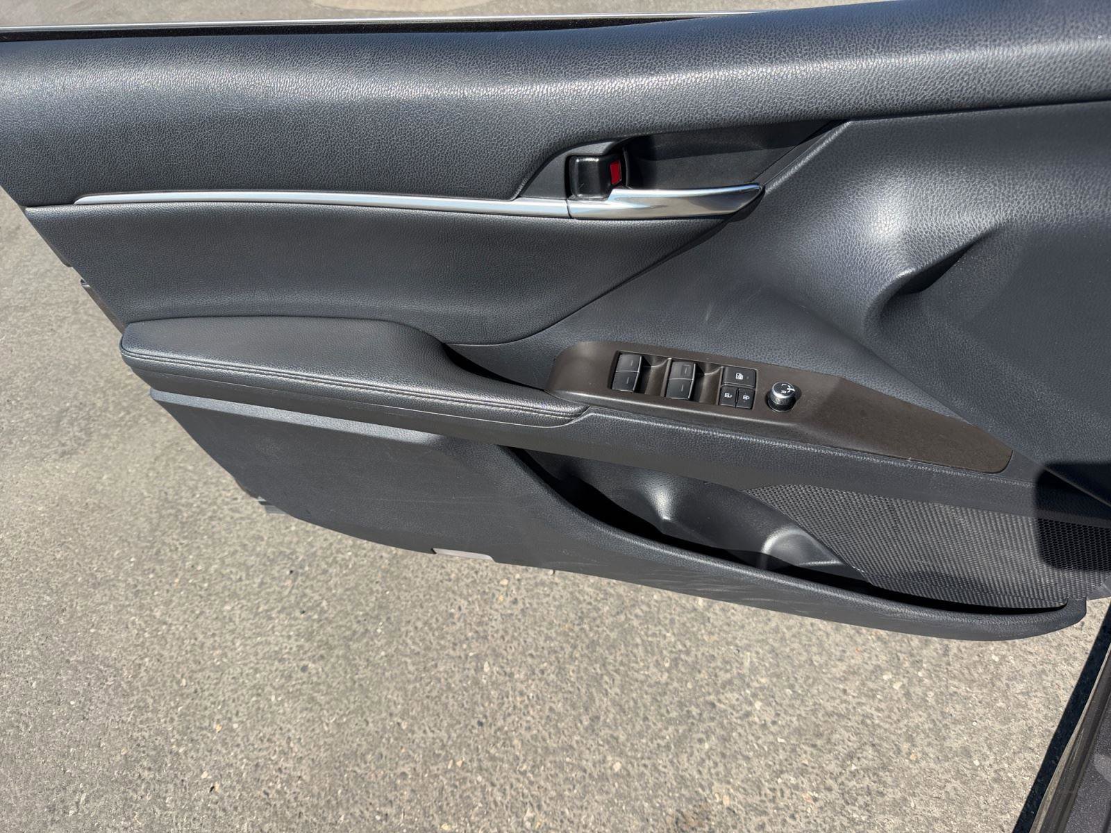 Certified 2023 Toyota Camry XSE FWD image 21