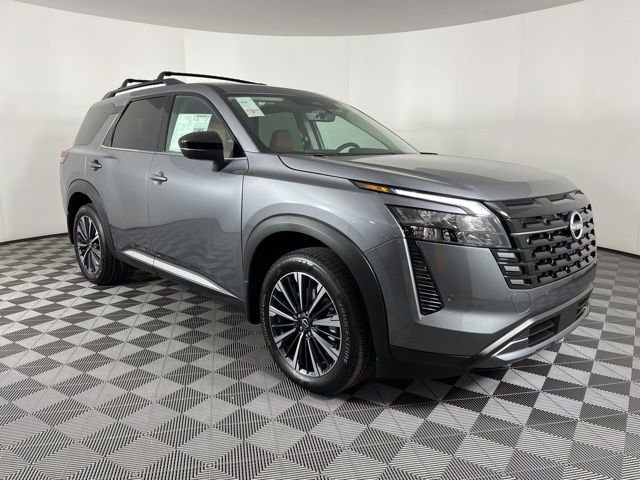 New 2026 Nissan Pathfinder Platinum image 2