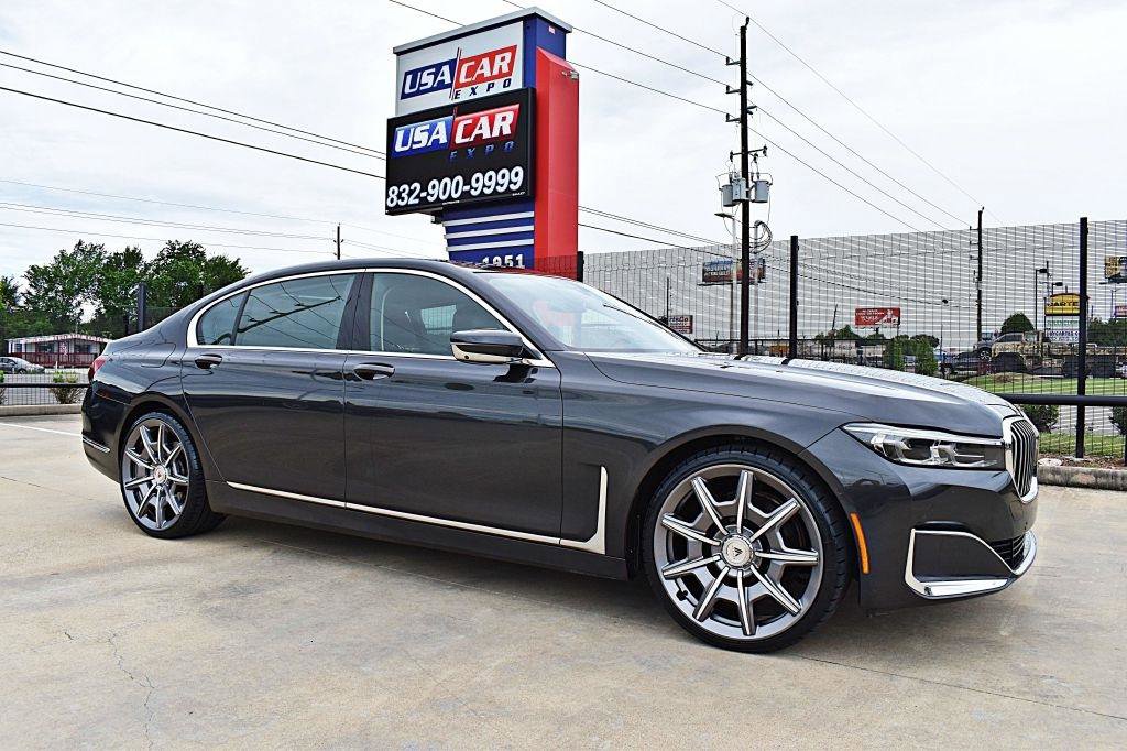 Used 2022 BMW 740i RWD image 3