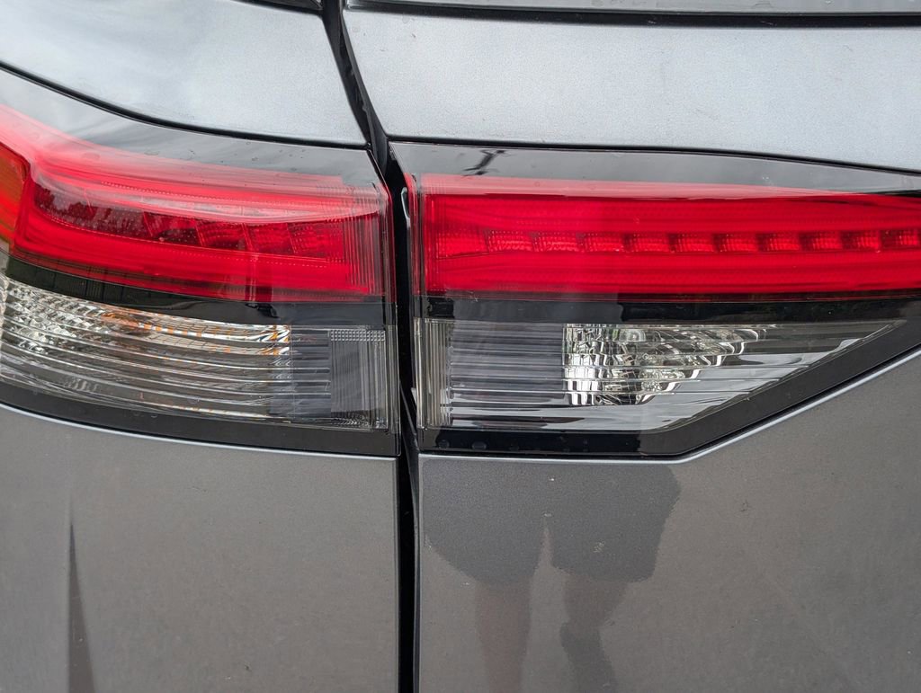 New 2026 Nissan Pathfinder SL FWD image 13