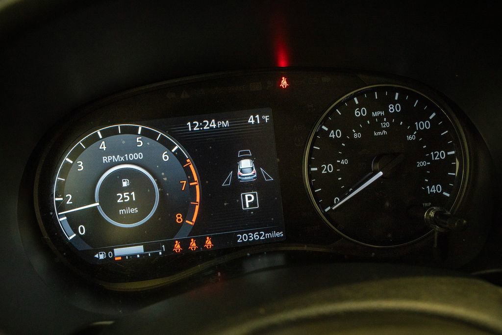 Certified 2024 Nissan Kicks SV image 16