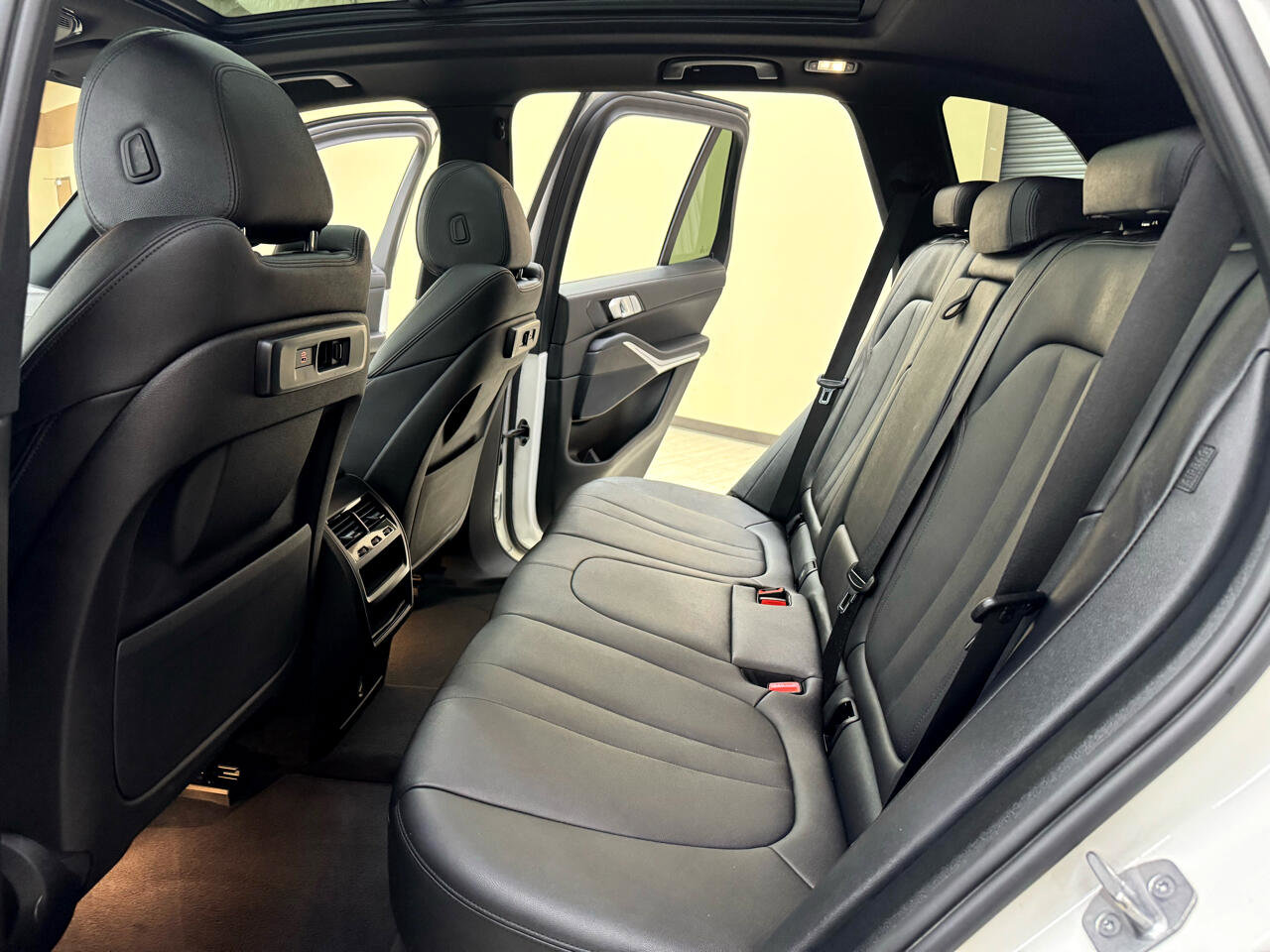 Used 2022 BMW X5 xDrive40i image 35