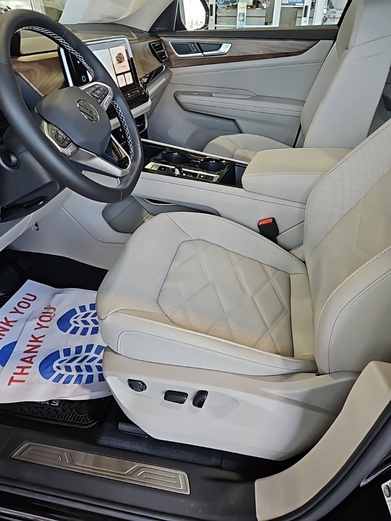 New 2026 Volkswagen Atlas SE image 30