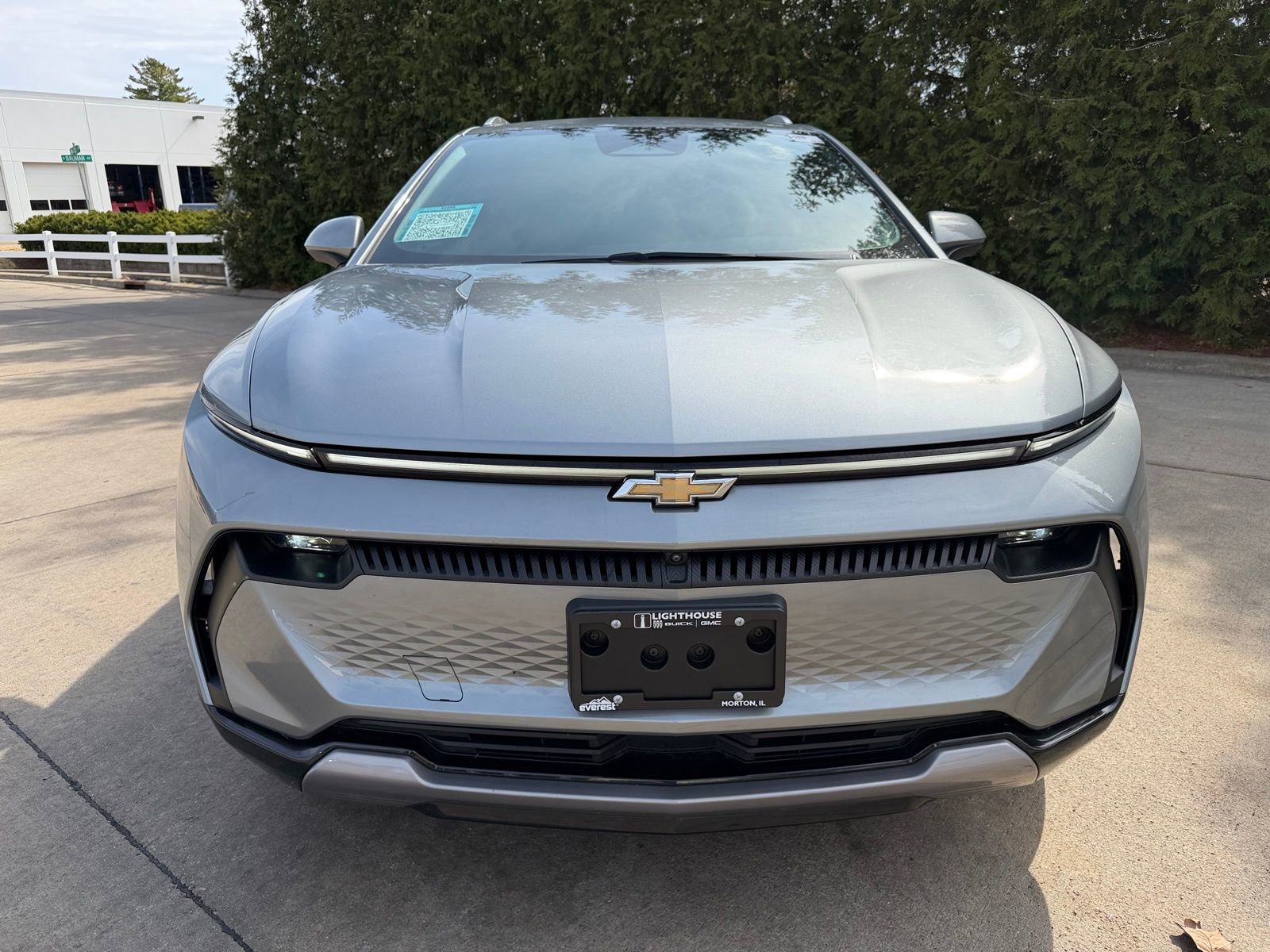 Used 2025 Chevrolet Equinox EV LT w/ Convenience Package FWD image 6