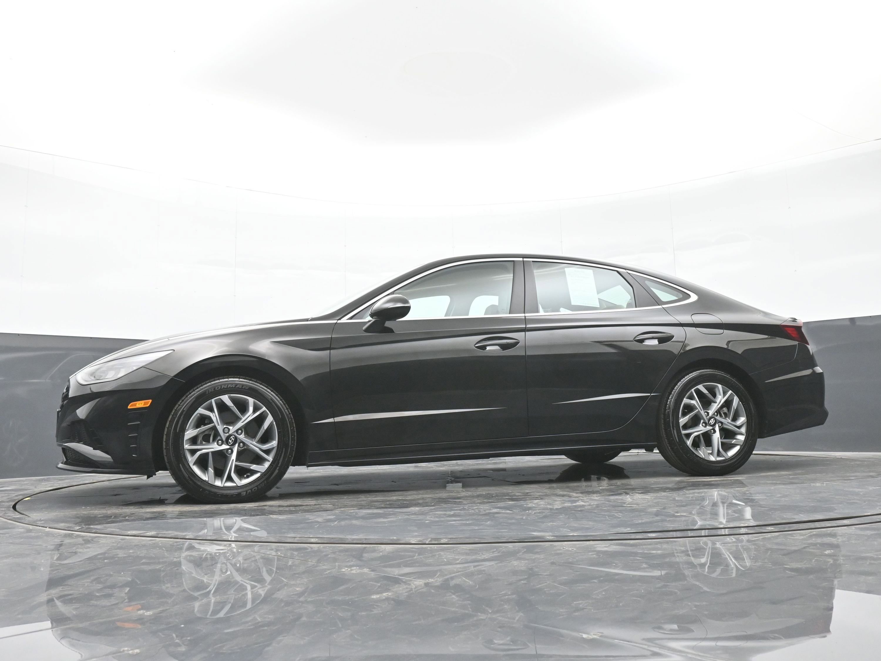 Used 2022 Hyundai Sonata SEL w/ Preferred Accessory Package image 41