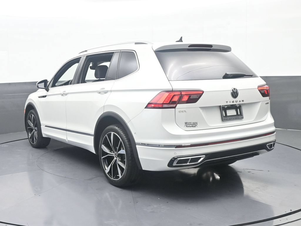 Used 2023 Volkswagen Tiguan SEL R-Line AWD/4WD image 4